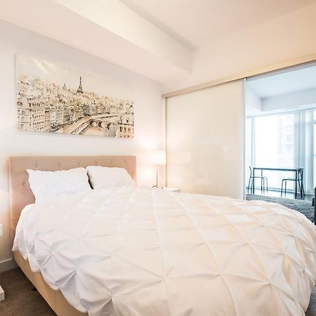 Downtown Luxury Lakeview Condo تورونتو المظهر الخارجي الصورة