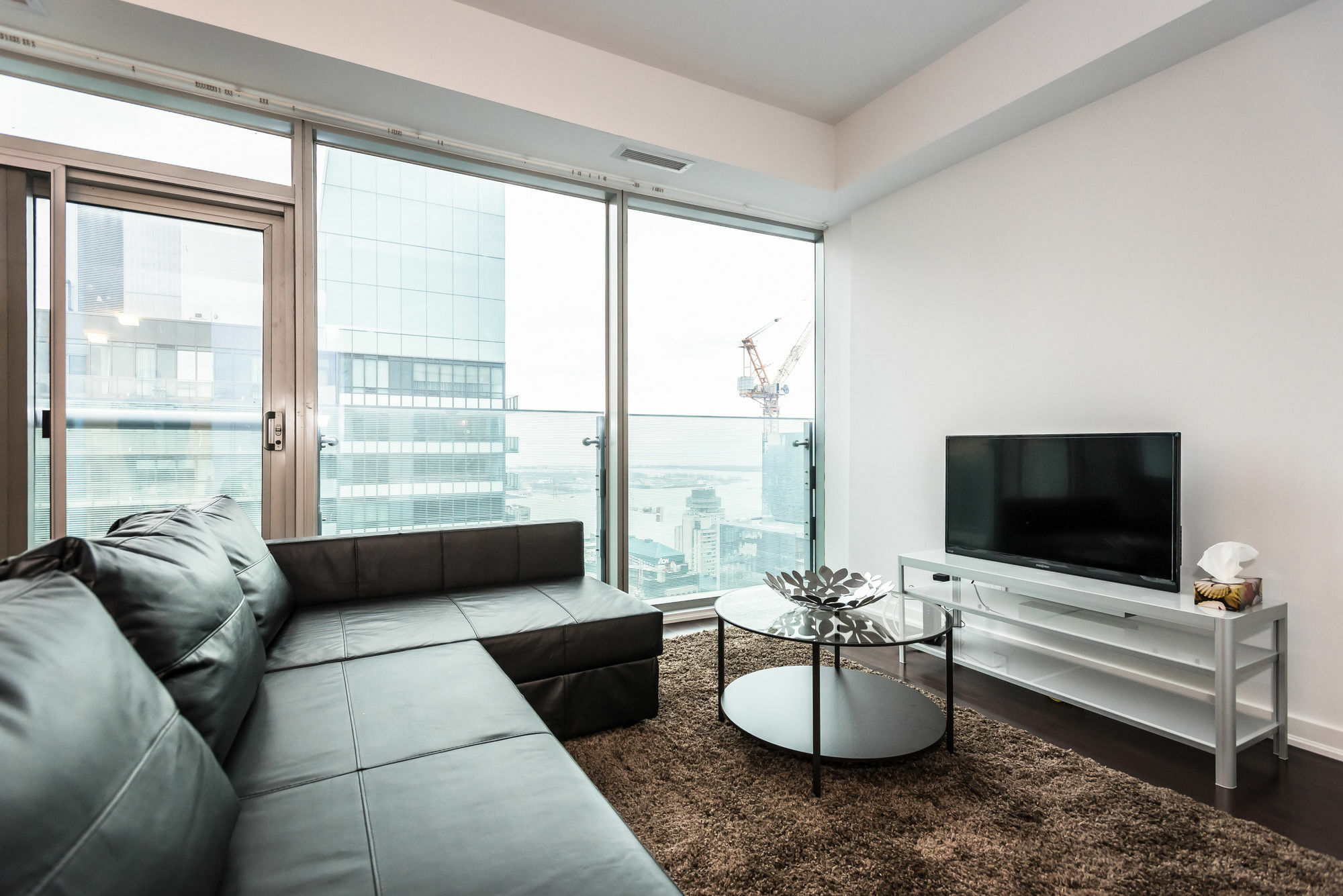 Downtown Luxury Lakeview Condo تورونتو المظهر الخارجي الصورة