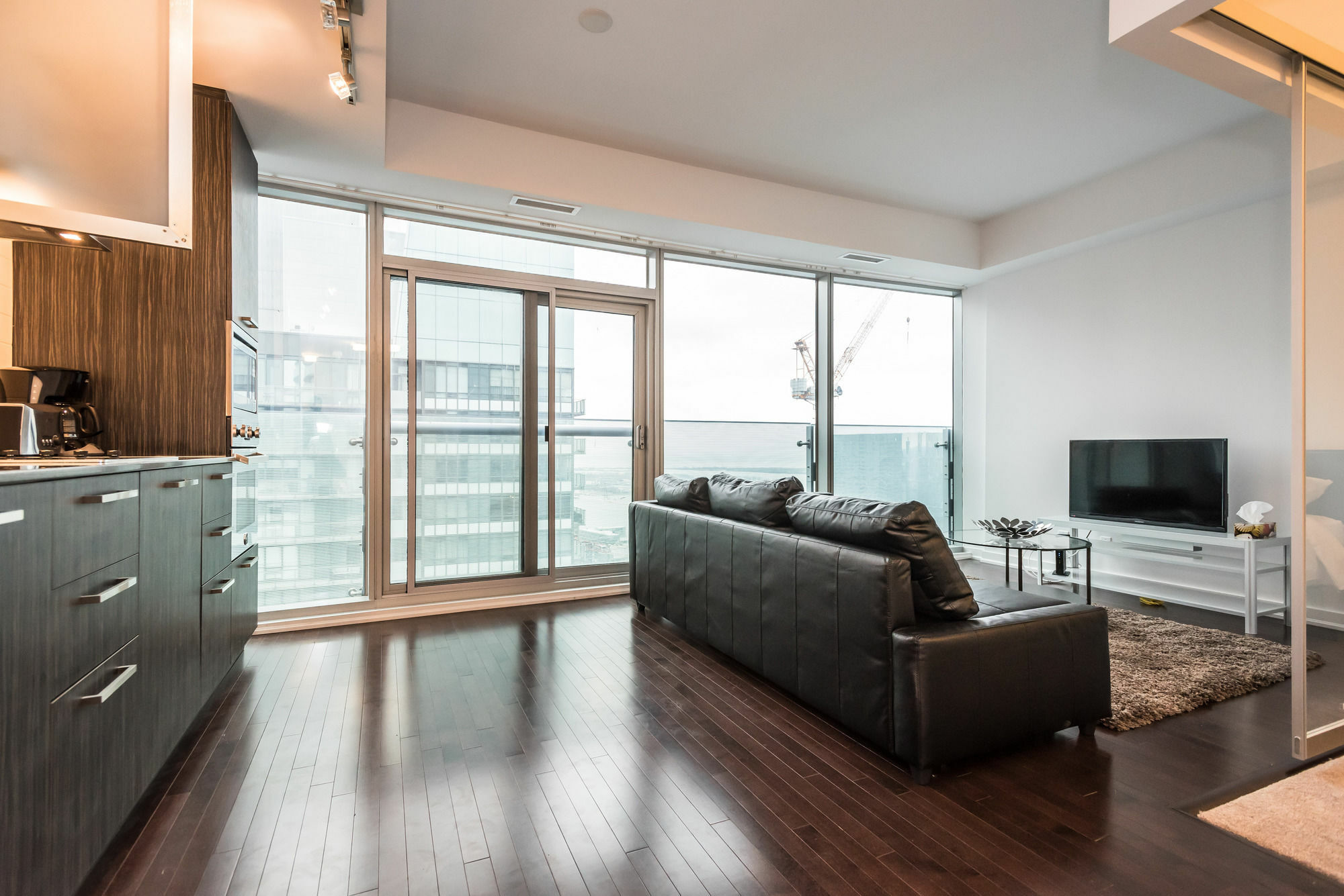 Downtown Luxury Lakeview Condo تورونتو المظهر الخارجي الصورة